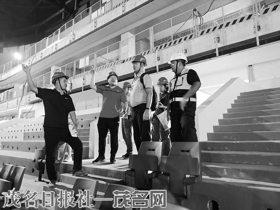 专家组在茂, 重点勘察了