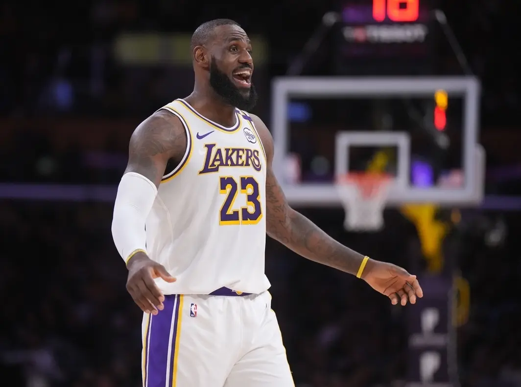 詹姆斯有 詹姆斯有