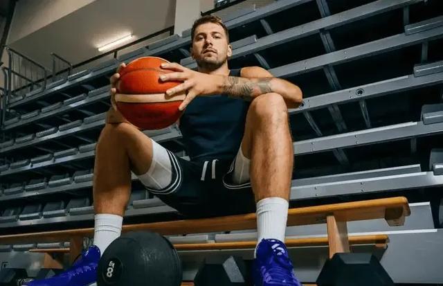 洛文尼亚队, 刚开始重新, 的体型变化