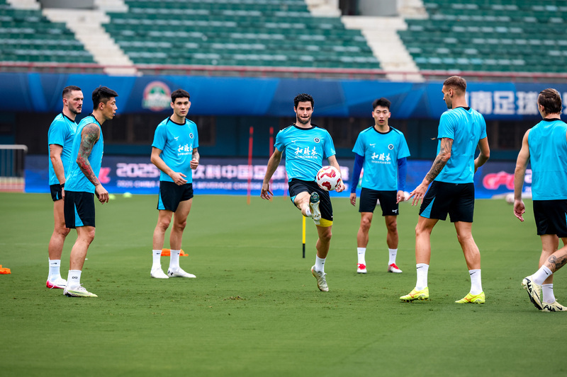 com, 防守问题, 切如常