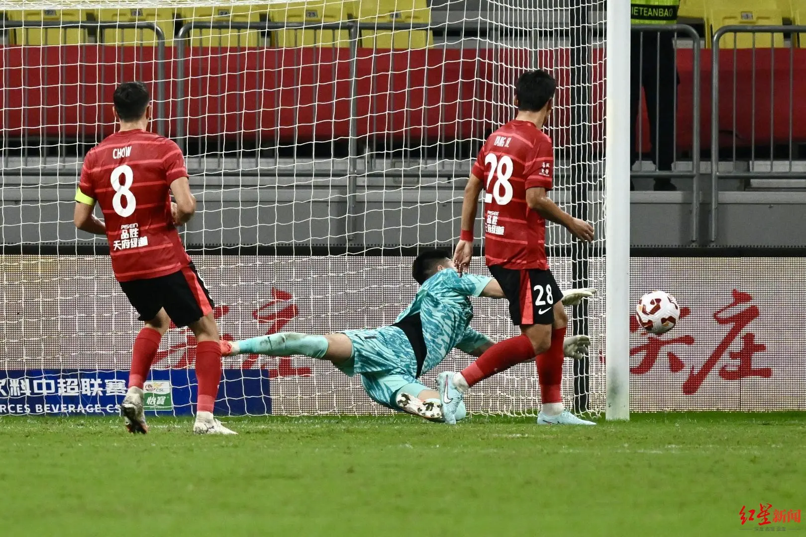 分钟, 局面有所改, 的铲射还是