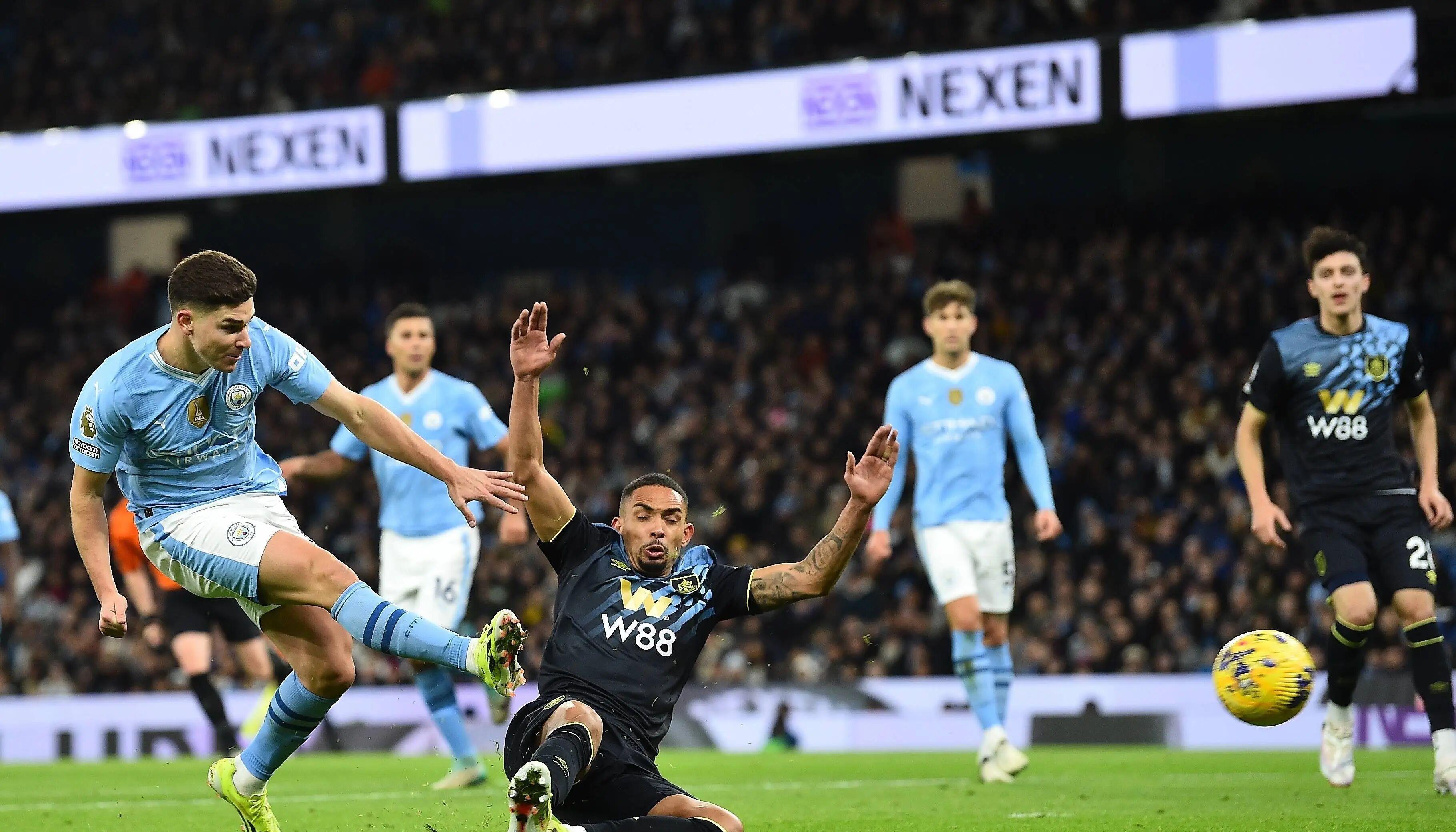 英超, cn, 场场均被射 英超, cn, 场场均被射